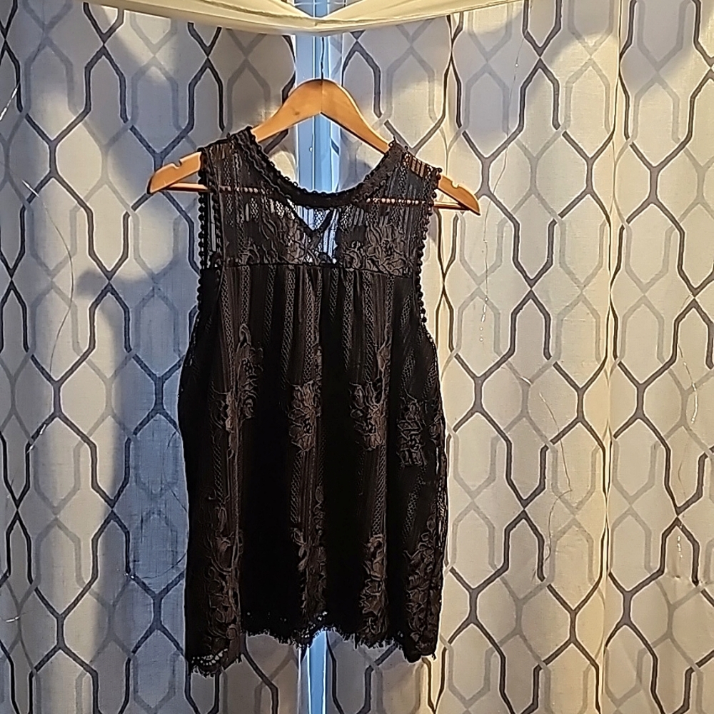 Lacey lined Pretty tink top